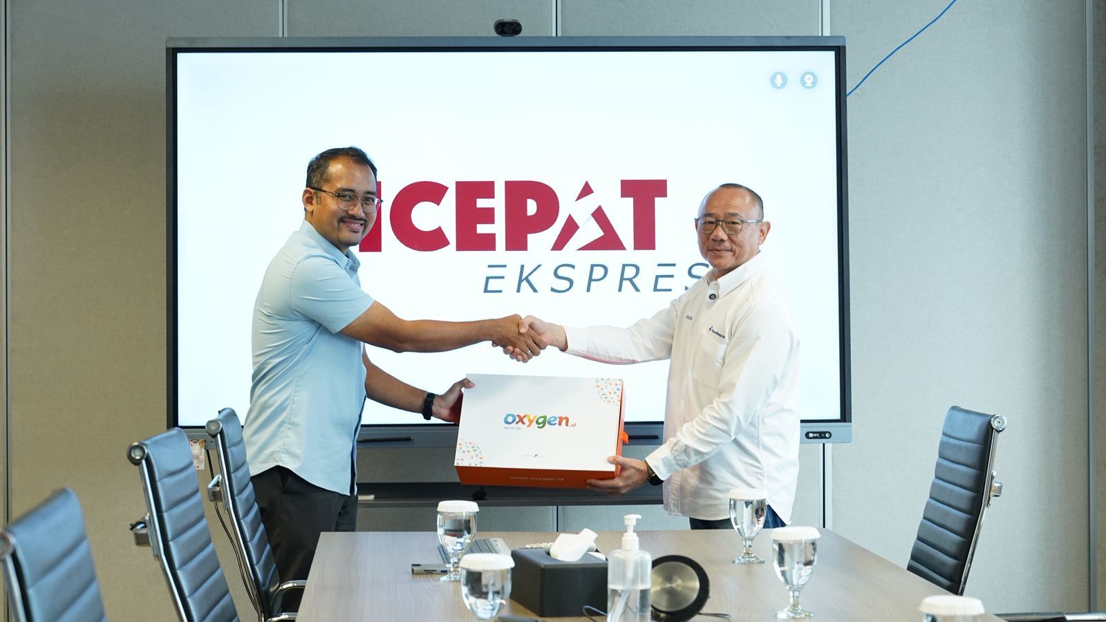 Hari Pelanggan Nasional, MoraRepublic melalui Oxygen.id Perkuat Kemitraan dengan SiCepat 