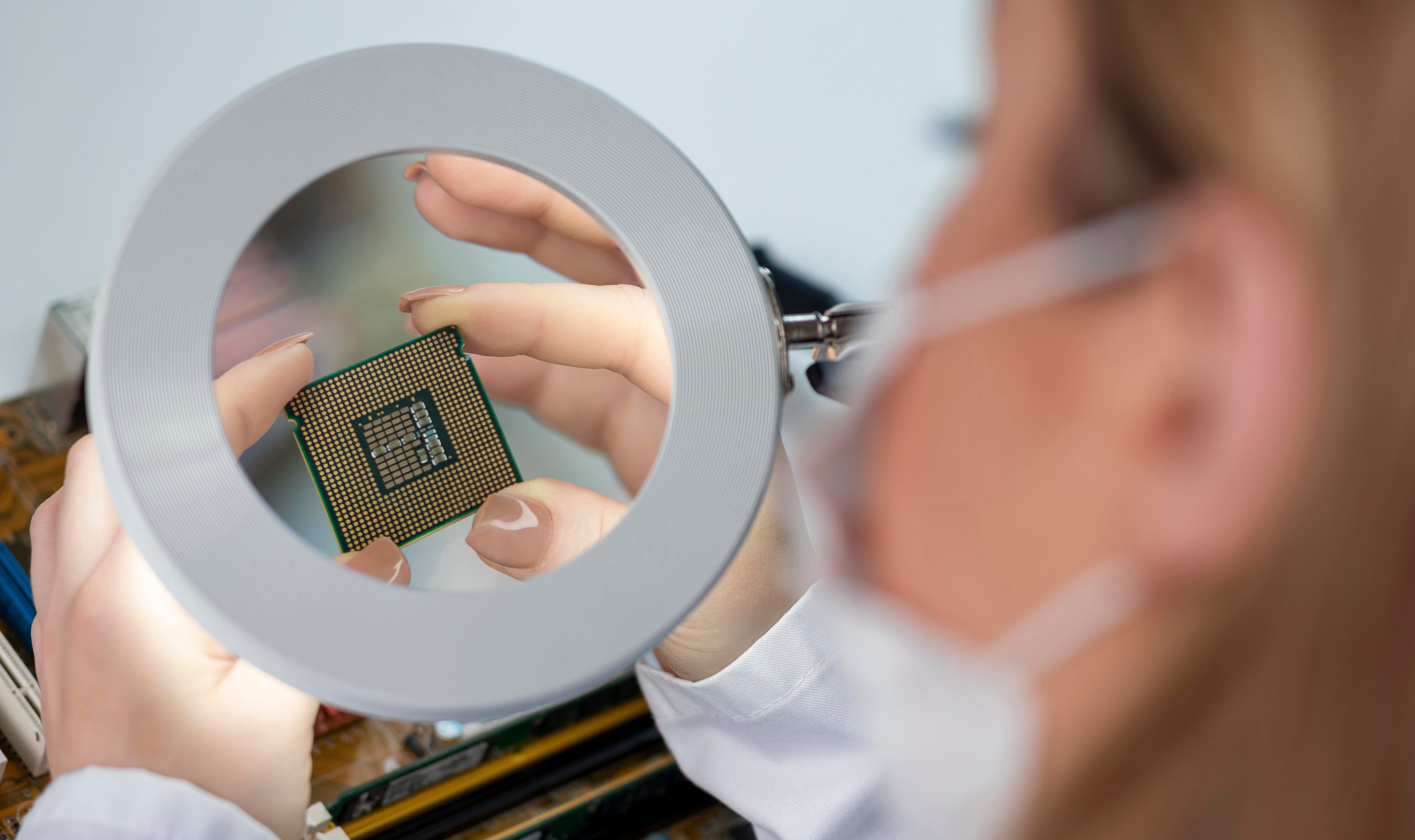 Quantum Computing dan AI: Kolaborasi Teknologi Masa Depan