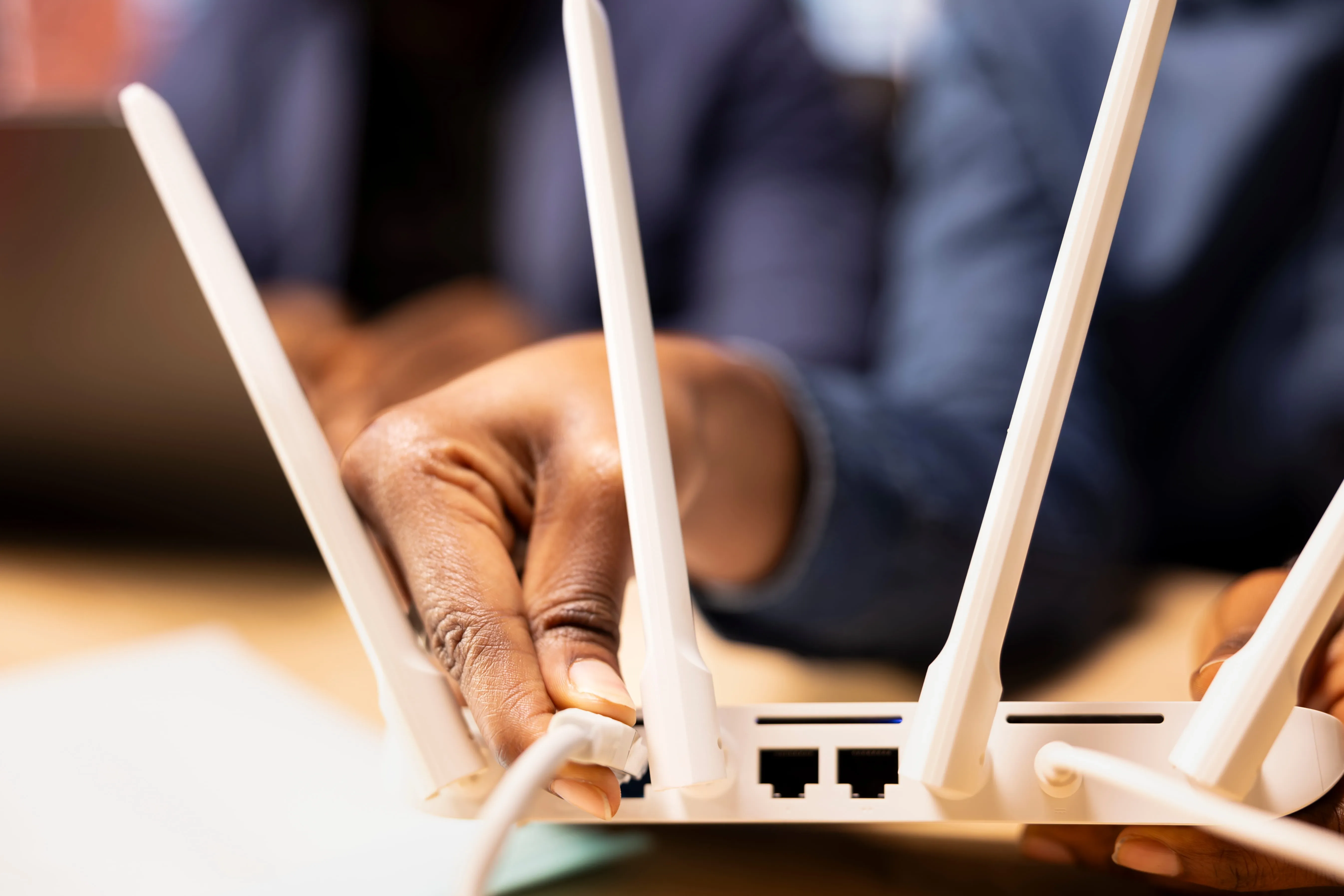 WiFi Extender vs. WiFi Mesh, Mana yang Lebih Bagus?